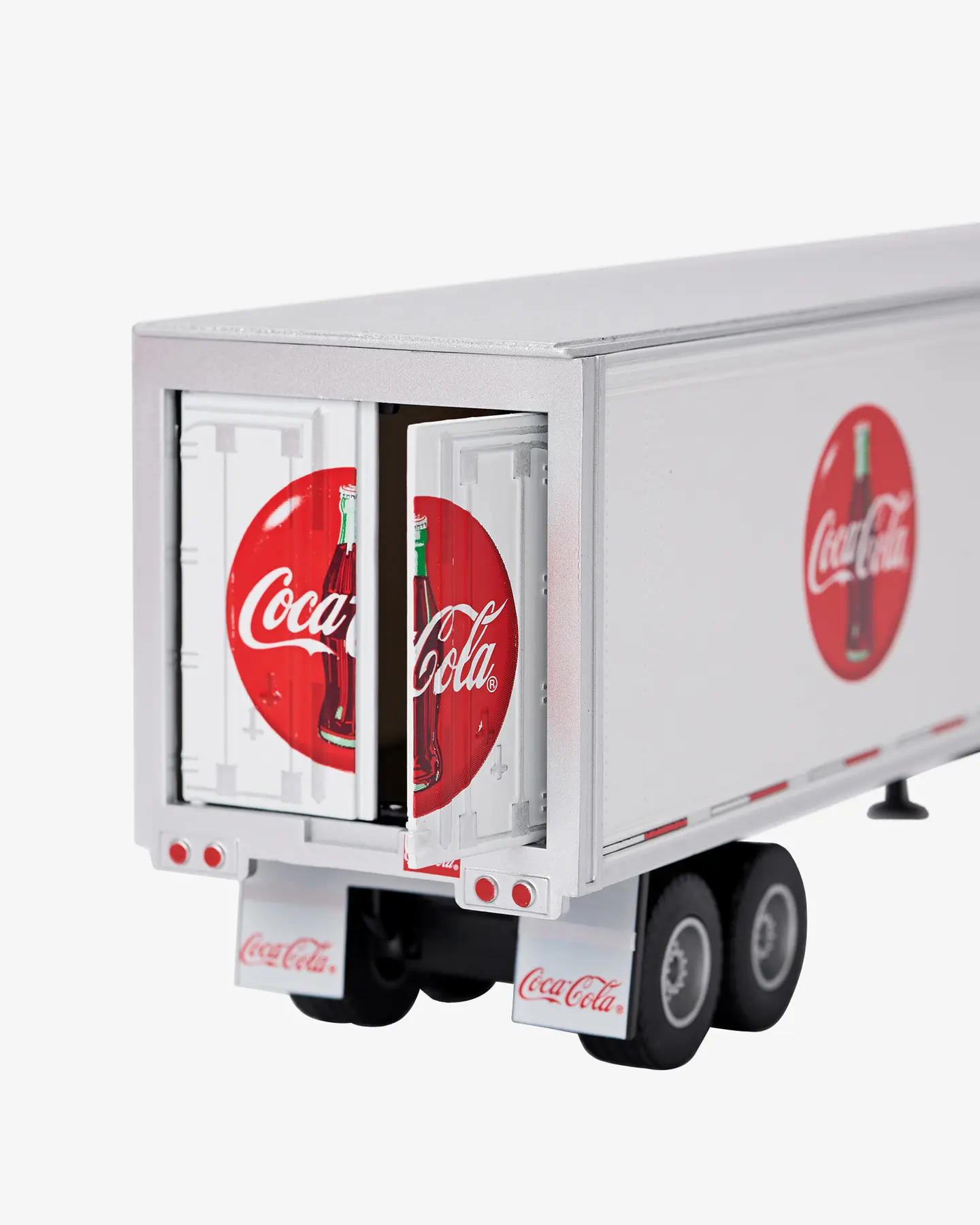 Машинка литая коллекционная Die-сast модель по лицензии Coca-Cola Drink Coca-Cola Tractor and Traile — 4